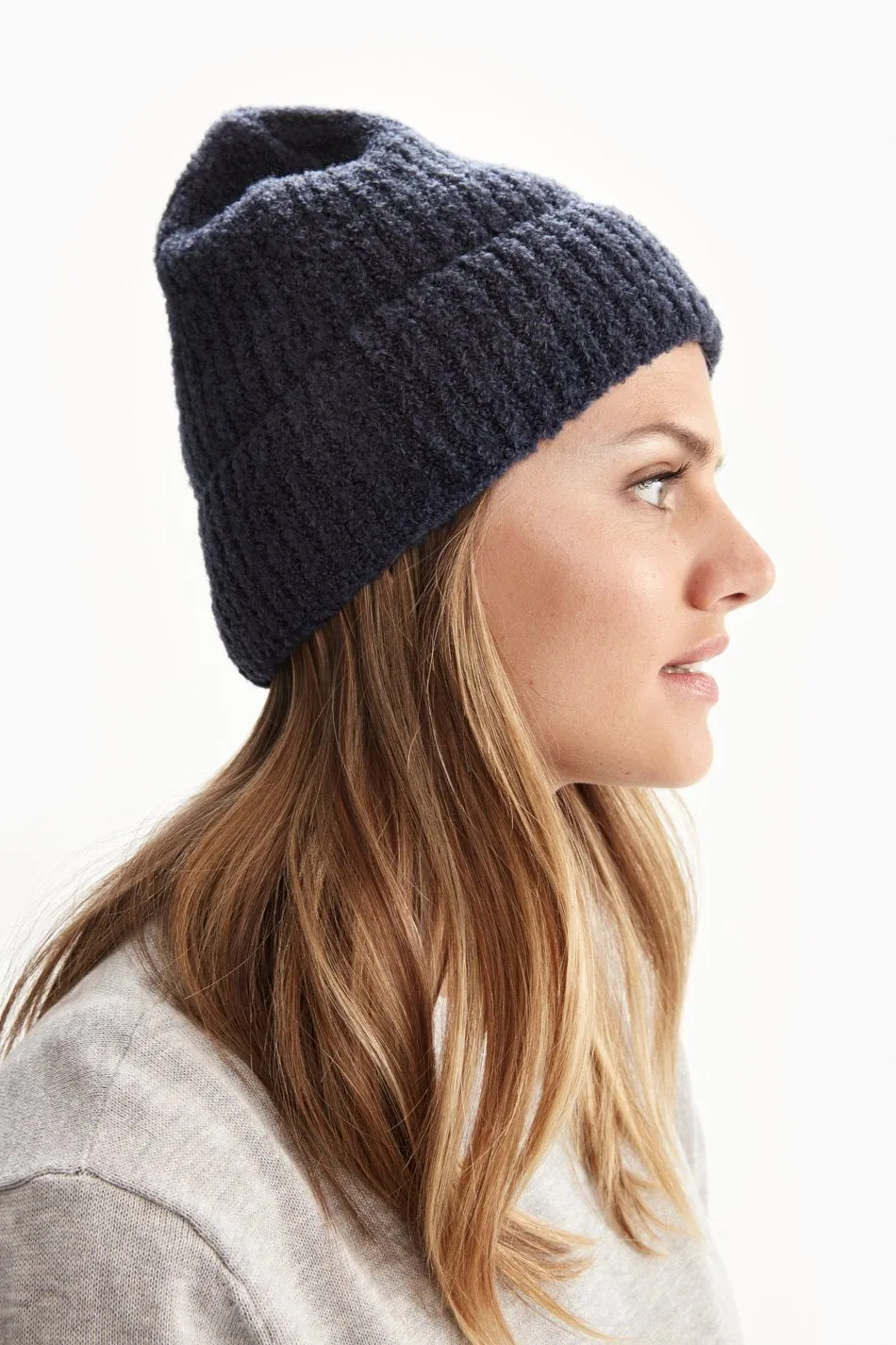 CHUNKY KNITWEAR BEANIE