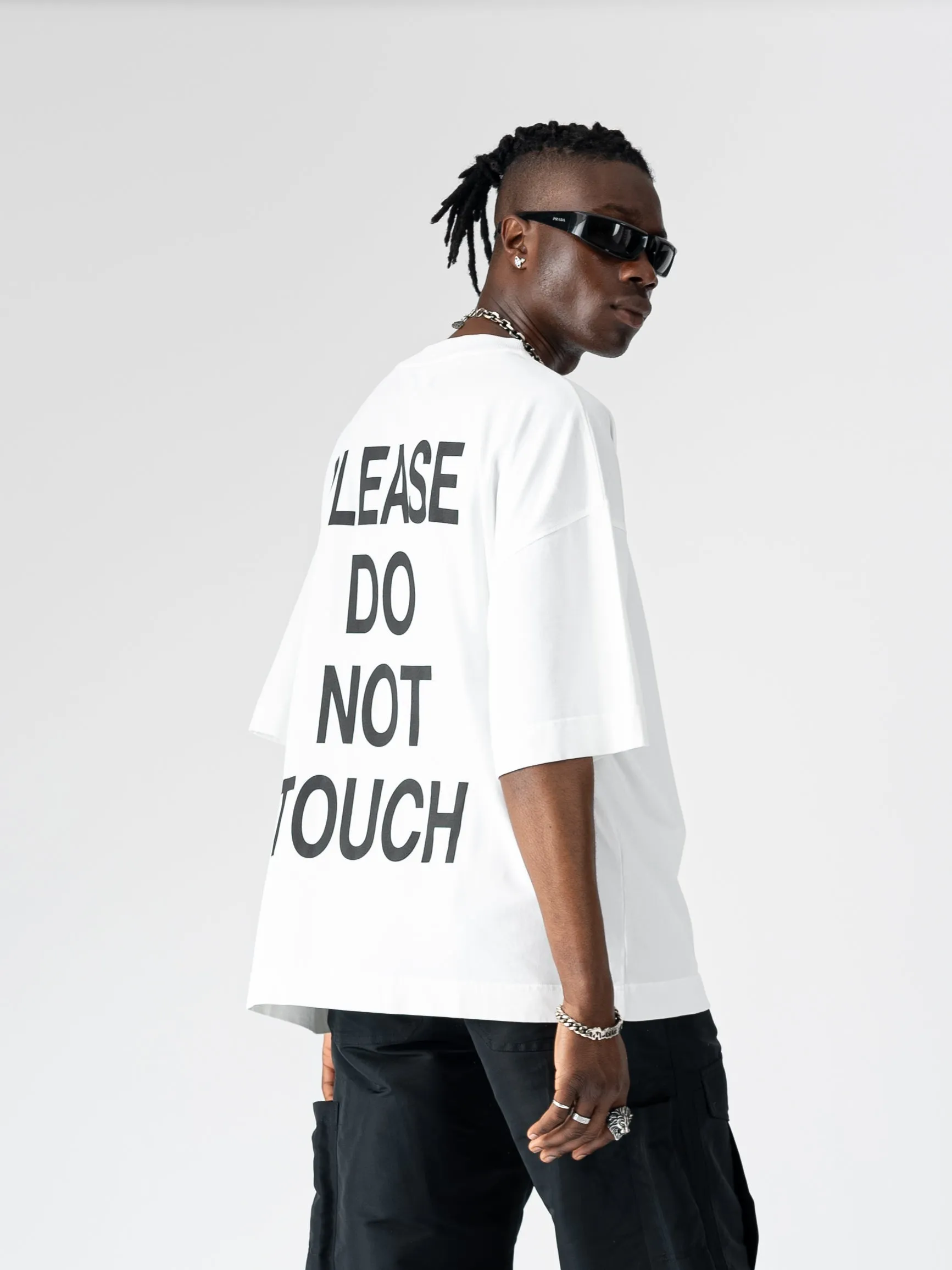 DNS006 'PLEASE DO NOT TOUCH' T-SHIRT IN WHITE