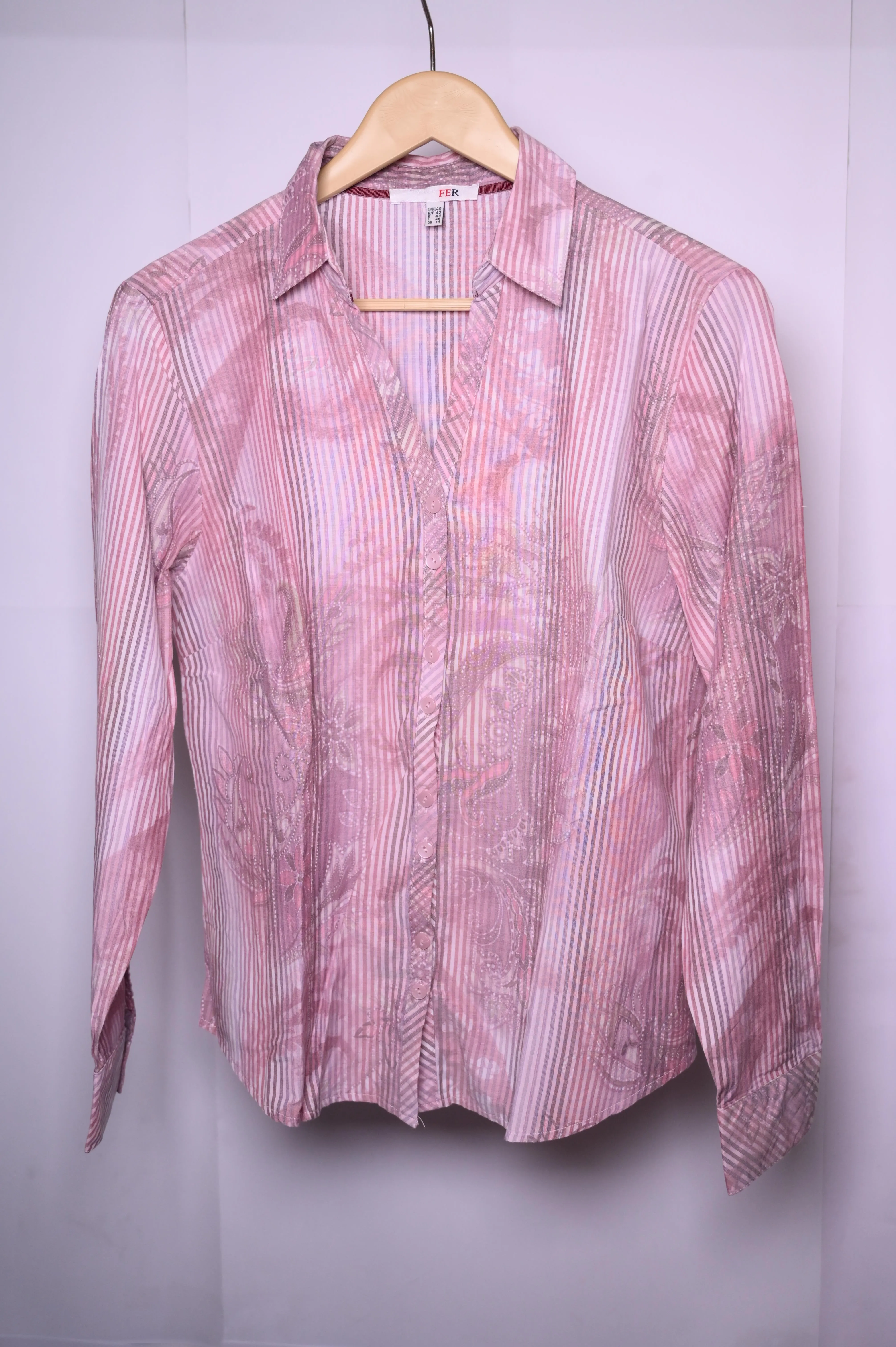 My Way FER Pink & White Striped Button Down Shirt – Medium