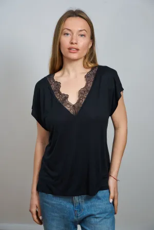 Silk Hand-Dyed Lace Trim V-Neck in Noir